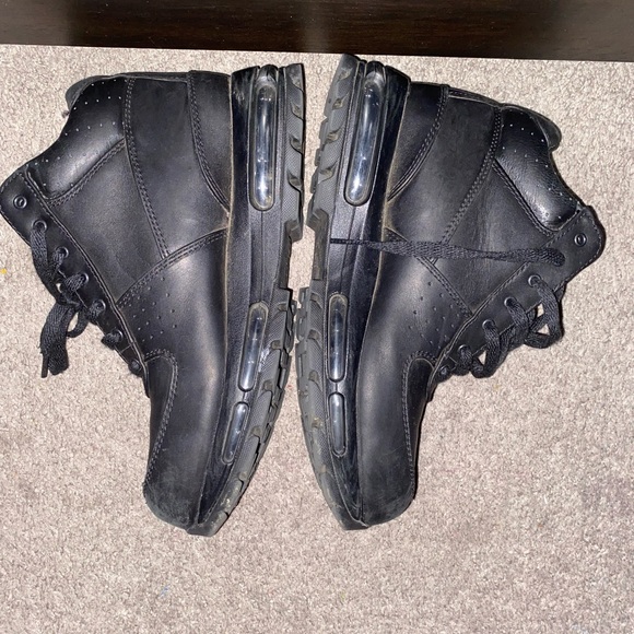 Mens Nike Boots - Picture 2 of 3